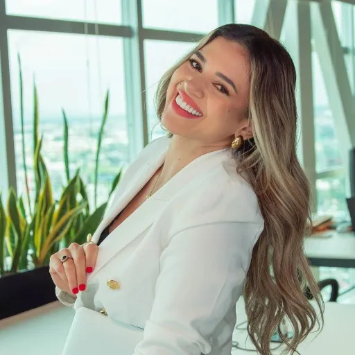 Priscilla Rojas