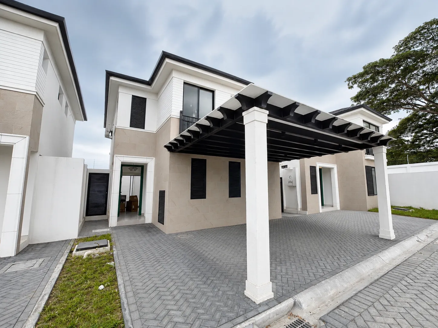 Casa en alquiler en Guayaquil, Alba del Bosque, 3 dormitorios, 3 baños, 133 m²