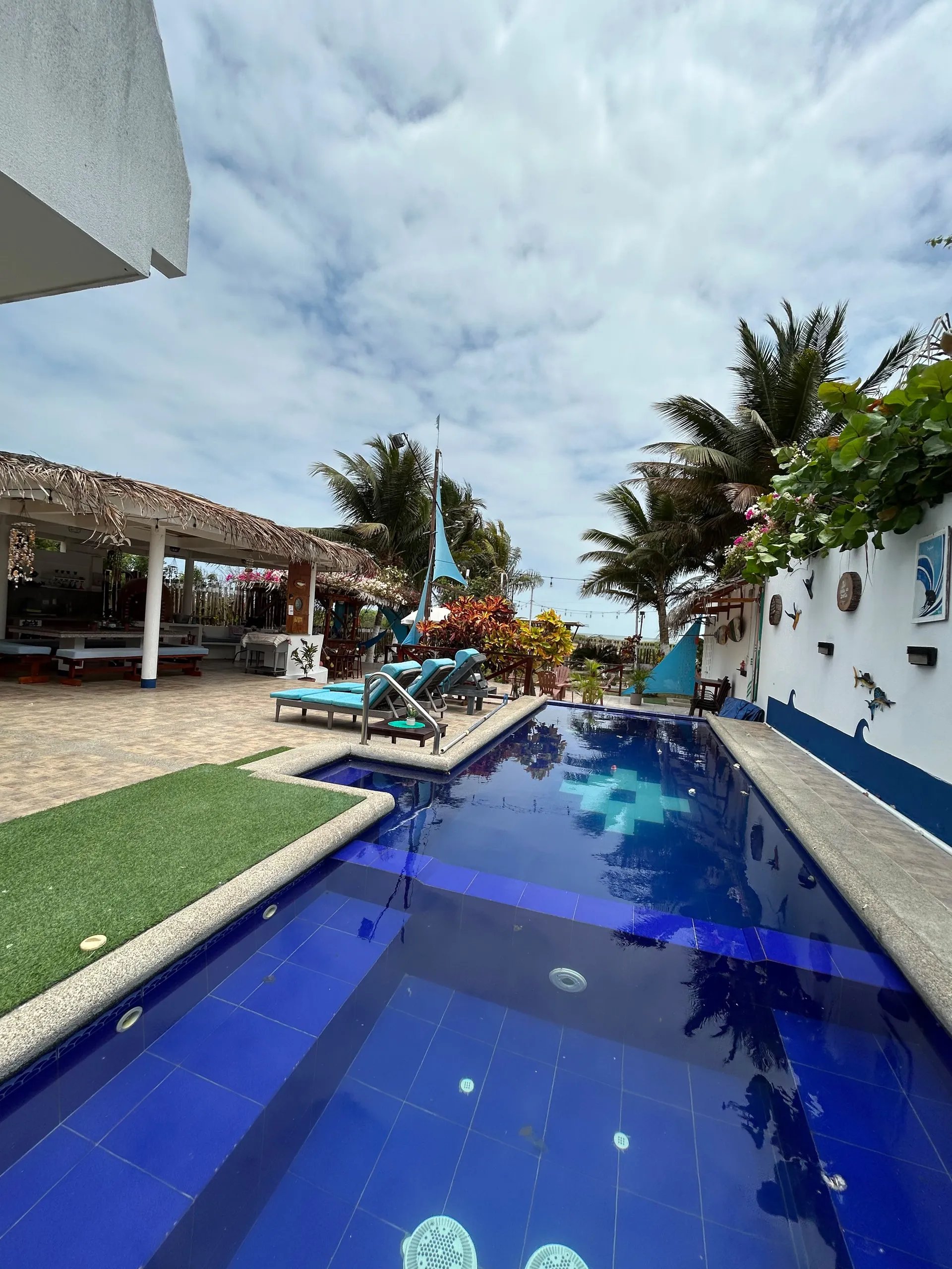 Casa en venta en General Villamil Playas, Data de Villamil, 5 dormitorios, 6 baños, 658 m², con piscina