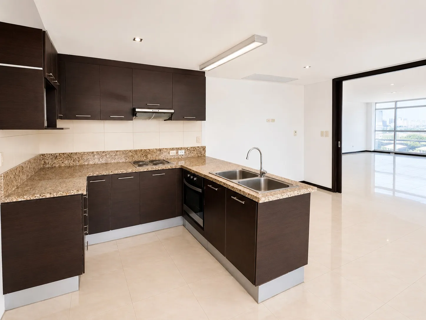 Departamento en venta en Guayaquil, Ciudad del Sol (Mall del Sol), 4 dormitorios, 4 baños, 200 m², vista panorámica