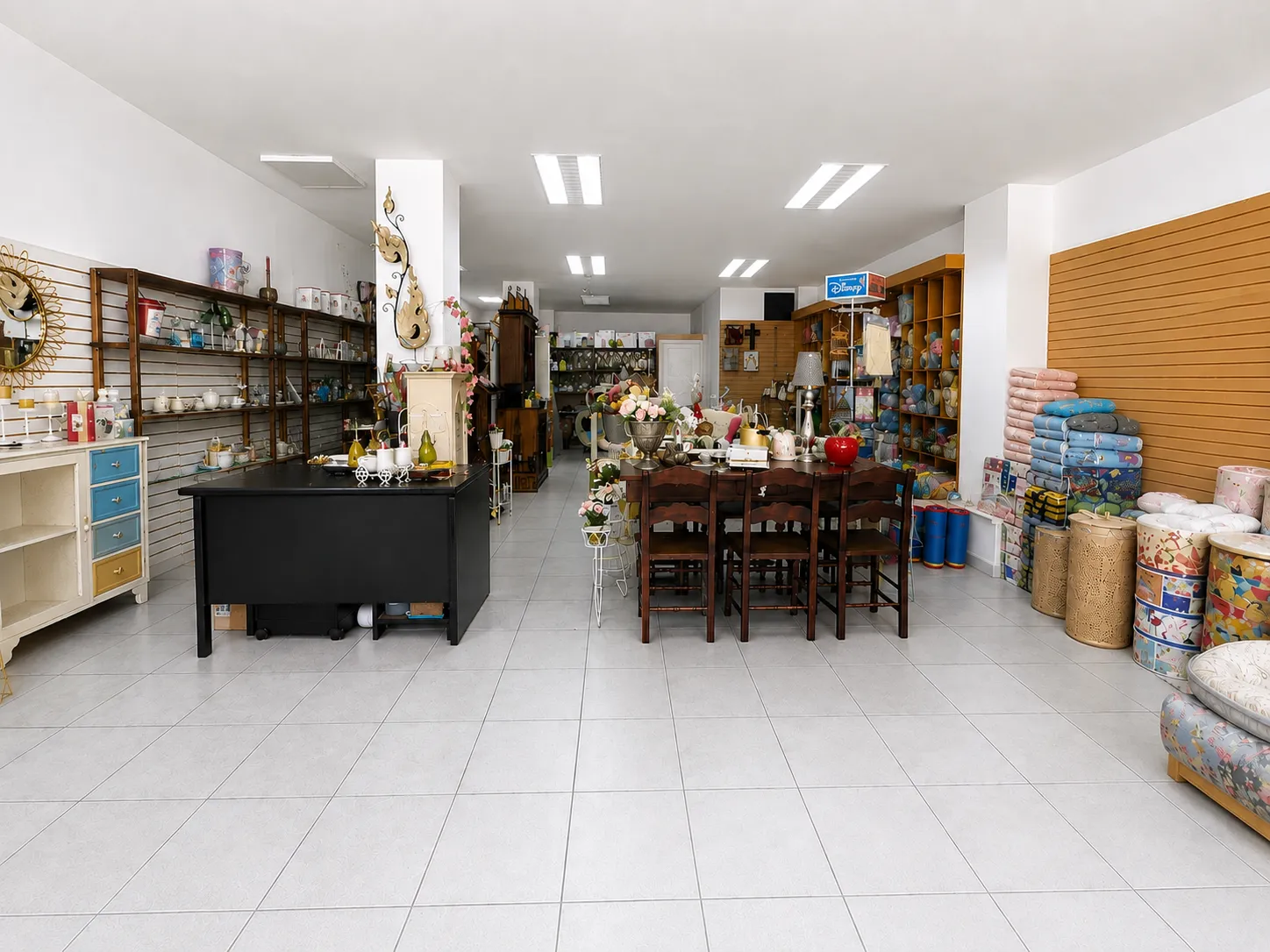 Local comercial en alquiler en Cuenca, Av. Ordóñez Lasso, 105 m²