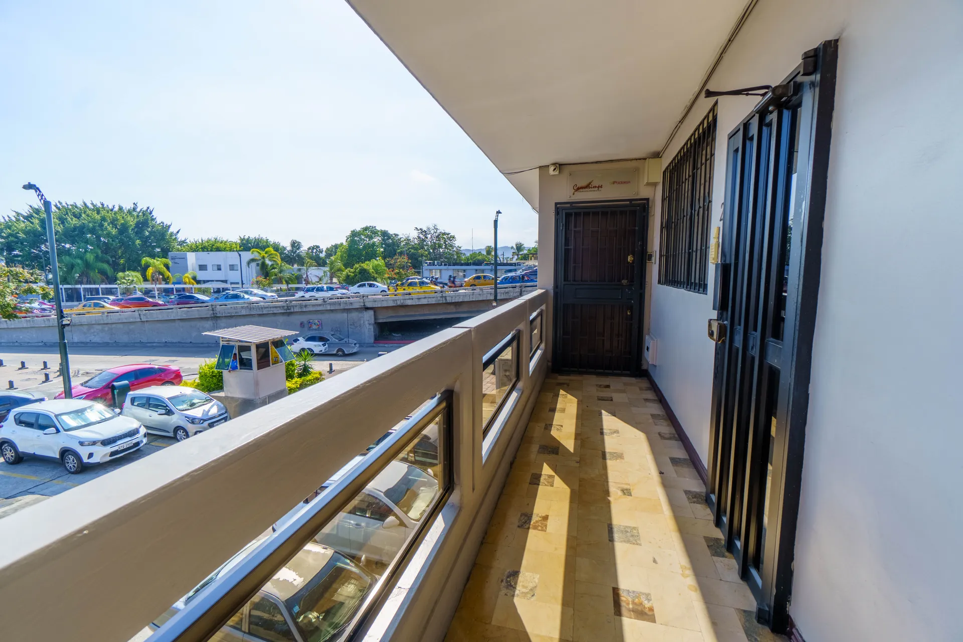 Oficina en alquiler en Guayaquil, Atarazana, 106.22 m²