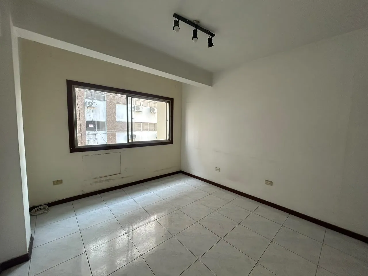 Suite en venta en Guayaquil, Centro de Guayaquil, 40 m², con seguridad 24/7