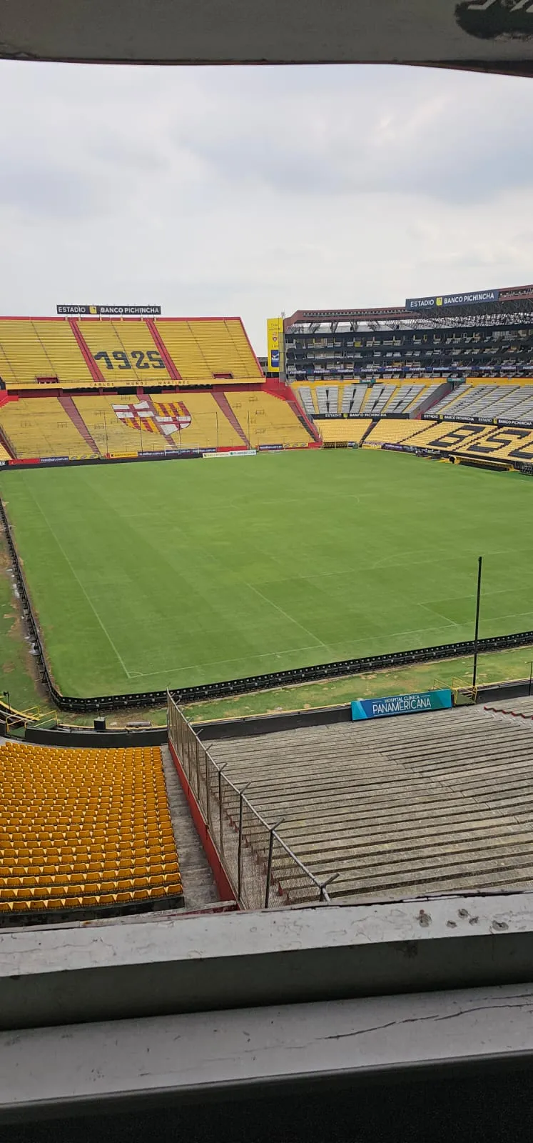 Suite en venta Estadio Monumental  de Guayaquil, Malecón del Salado, 50 m², edificio premium, con ascensor