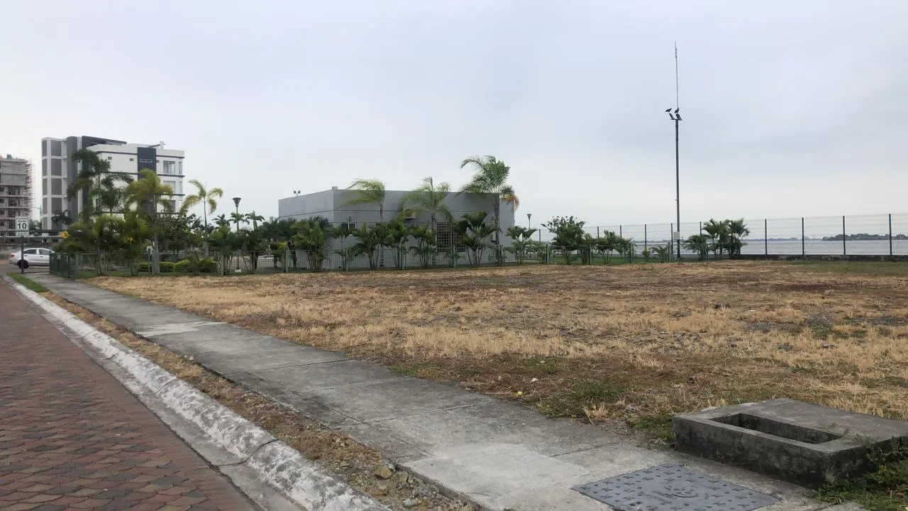 Terreno en venta en Samborondón, Barlovento, 1440 m²