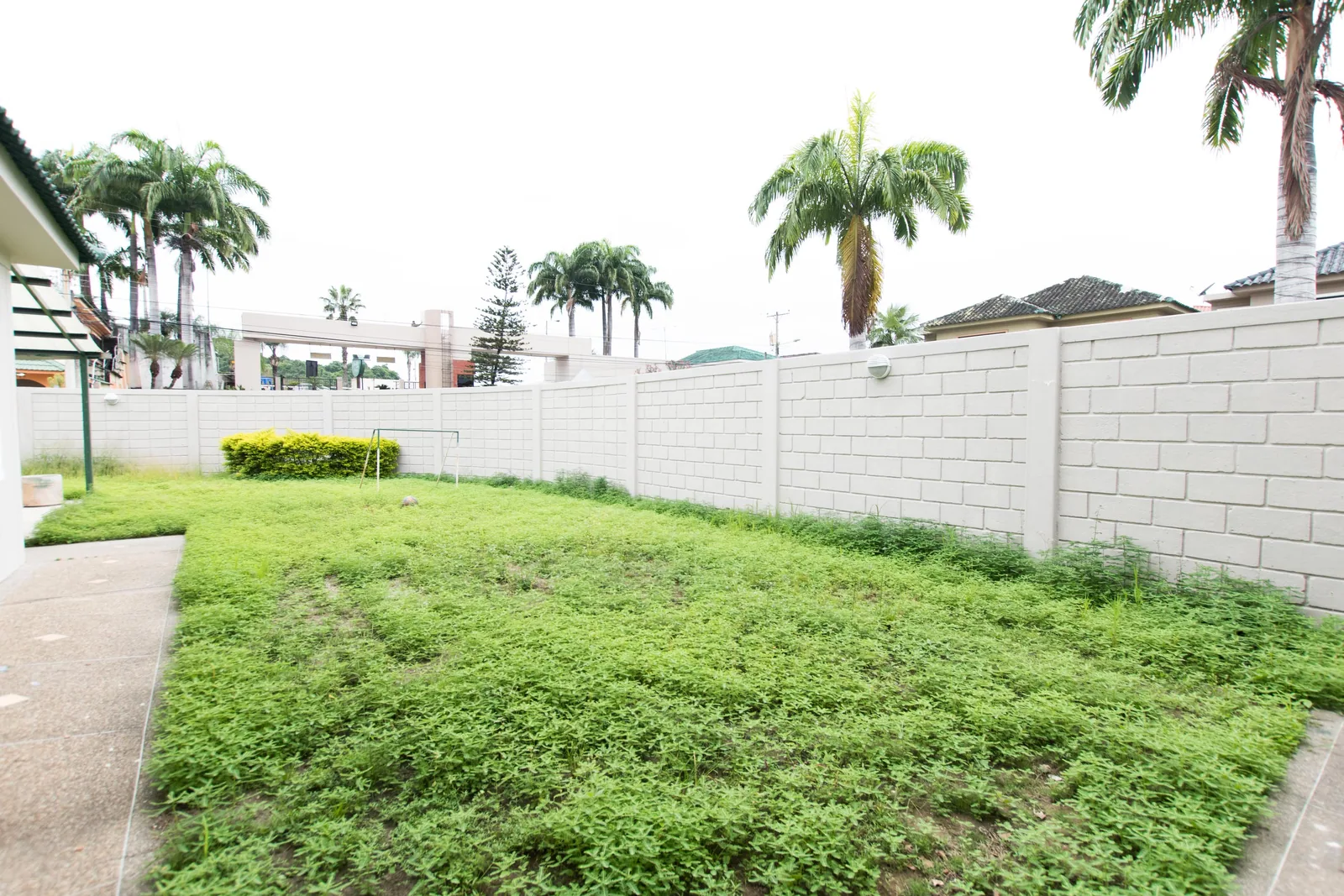 Casa en alquiler ubicada en cdla ceibos norte – Foto 2