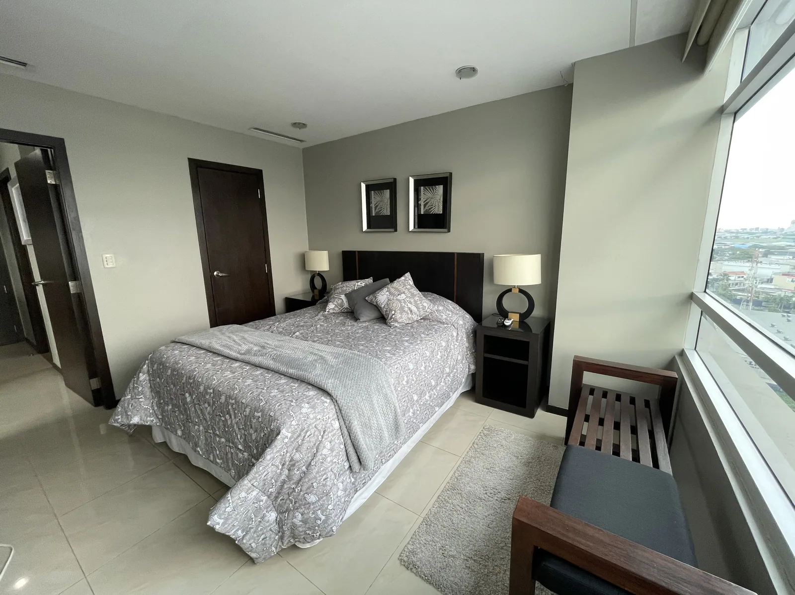 Suite Penthouse amoblada en venta - Elite Building – Foto 5