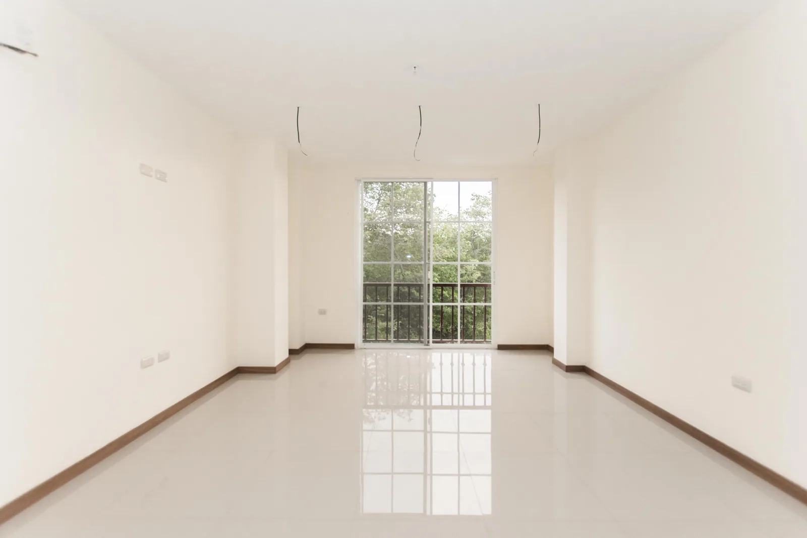 Departamento en venta ubicado en la Urbanización Terranostra, Vía a la Costa