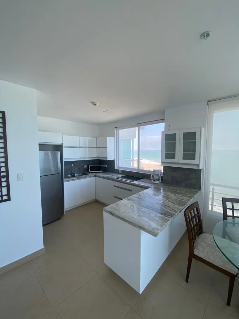 Departamento amoblado con vista al mar en venta, Punta Mar, Playas – Foto 1