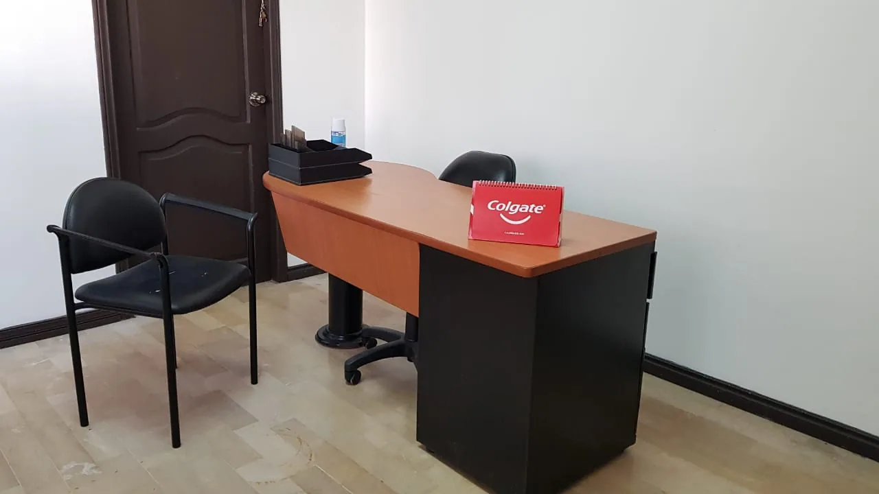 Consultorio semi amoblado en alquiler ubicado en Kennedy Norte – Foto 4