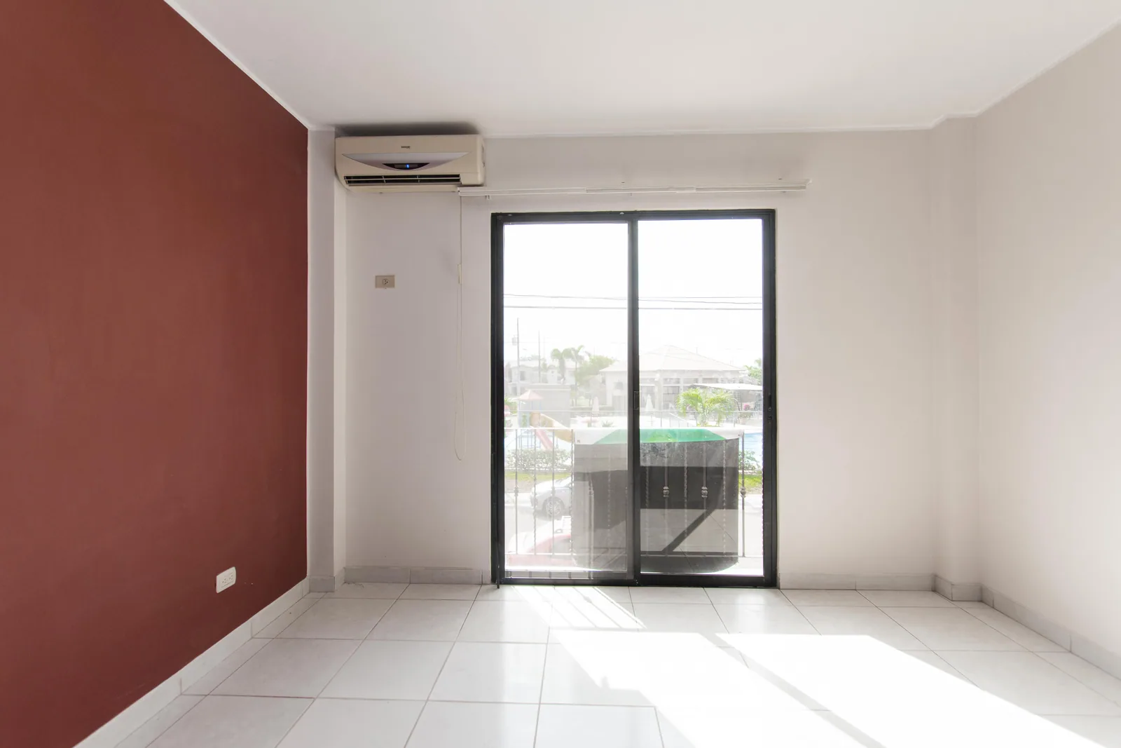 Casa en alquiler ubicada en Urbanización Plaza Madeira Via Aurora, Samborondón – Foto 4