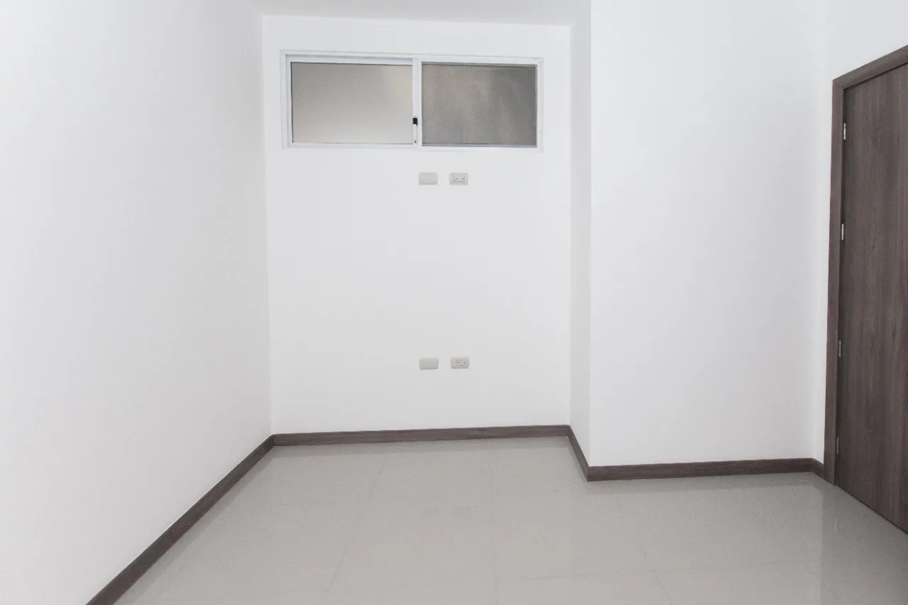 Departamento de estreno de 3 habitaciones en venta, Urbanización Terranostra – Foto 4