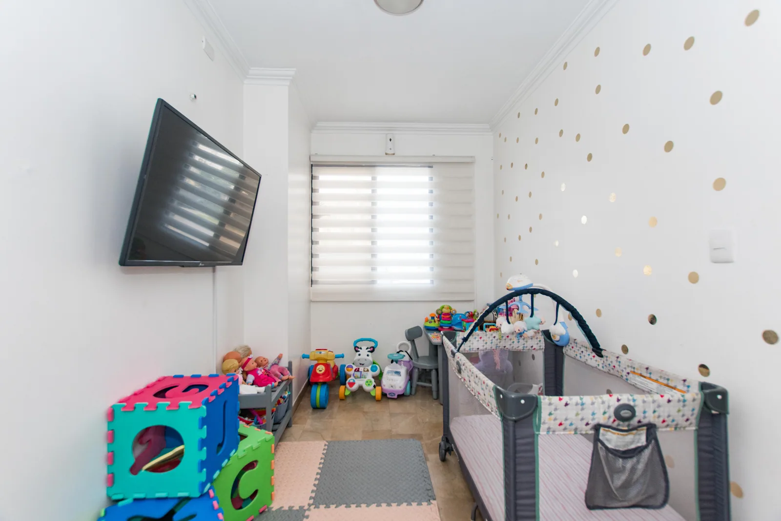 Casa remodelada en venta urbanización Plaza Madeira, Samborondón – Foto 5