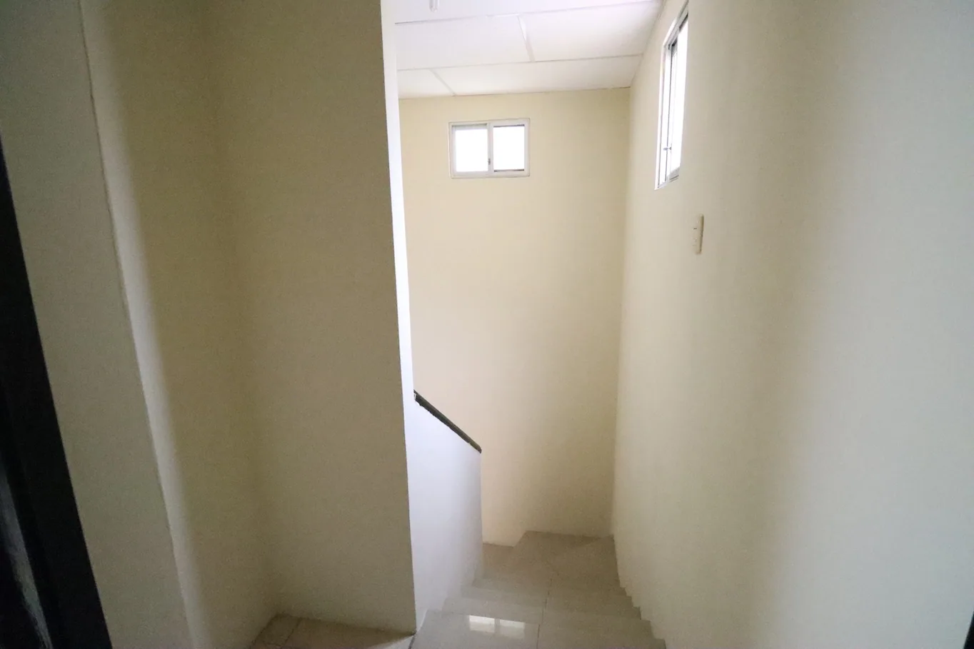 Casa en alquiler ubicada en la Urbanización La Rioja, Etapa Almeria – Foto 4