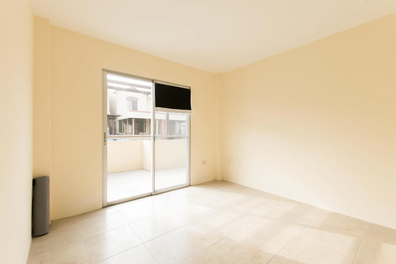 Casa en venta ubicada en la Urbanización La Rioja, Etapa Bolonia – Foto 2