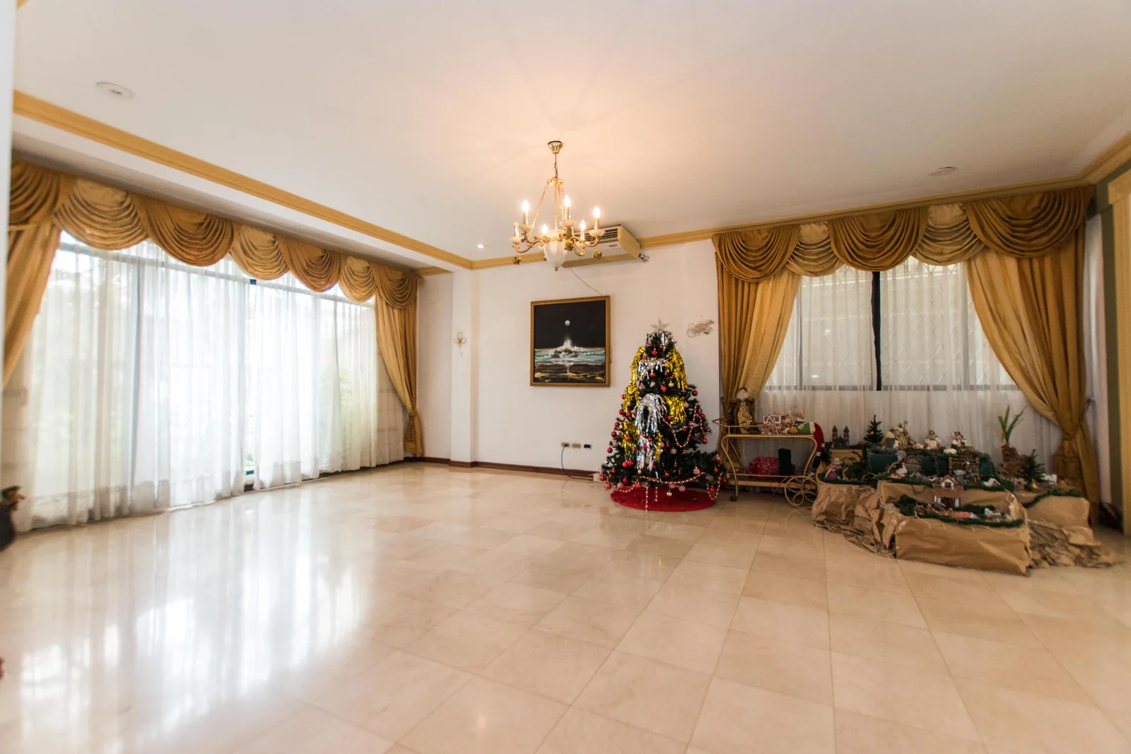 Casa de dos plantas con ático en venta ubicada en Vía Samborondón – Foto 2