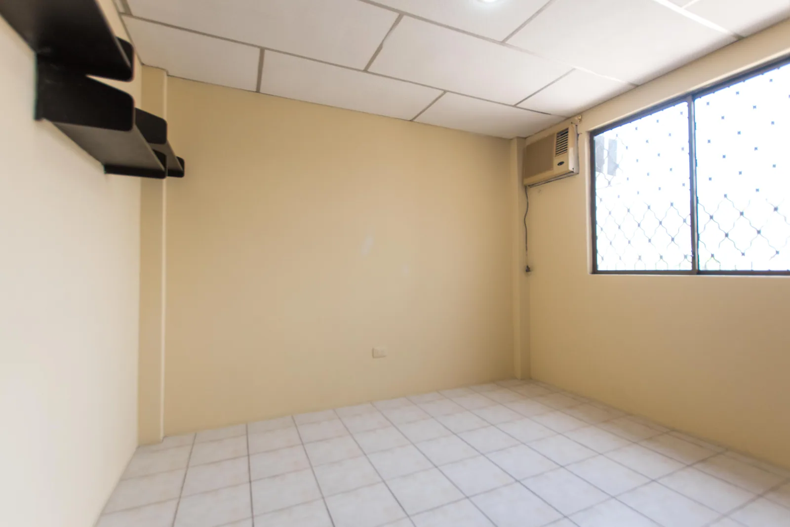 Casa de 2 pisos en alquiler ubicada en la Urbanización La Joya – Foto 3
