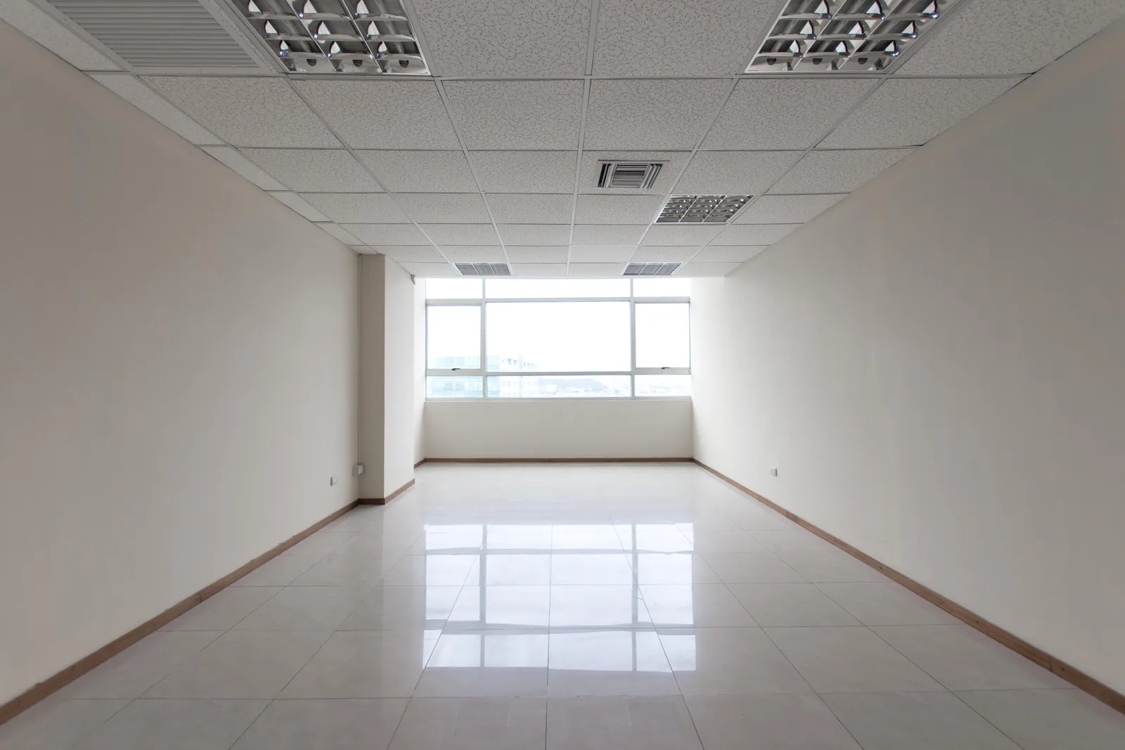 Oficina en alquiler ubicado en el Edificio Trade Building – Foto 3