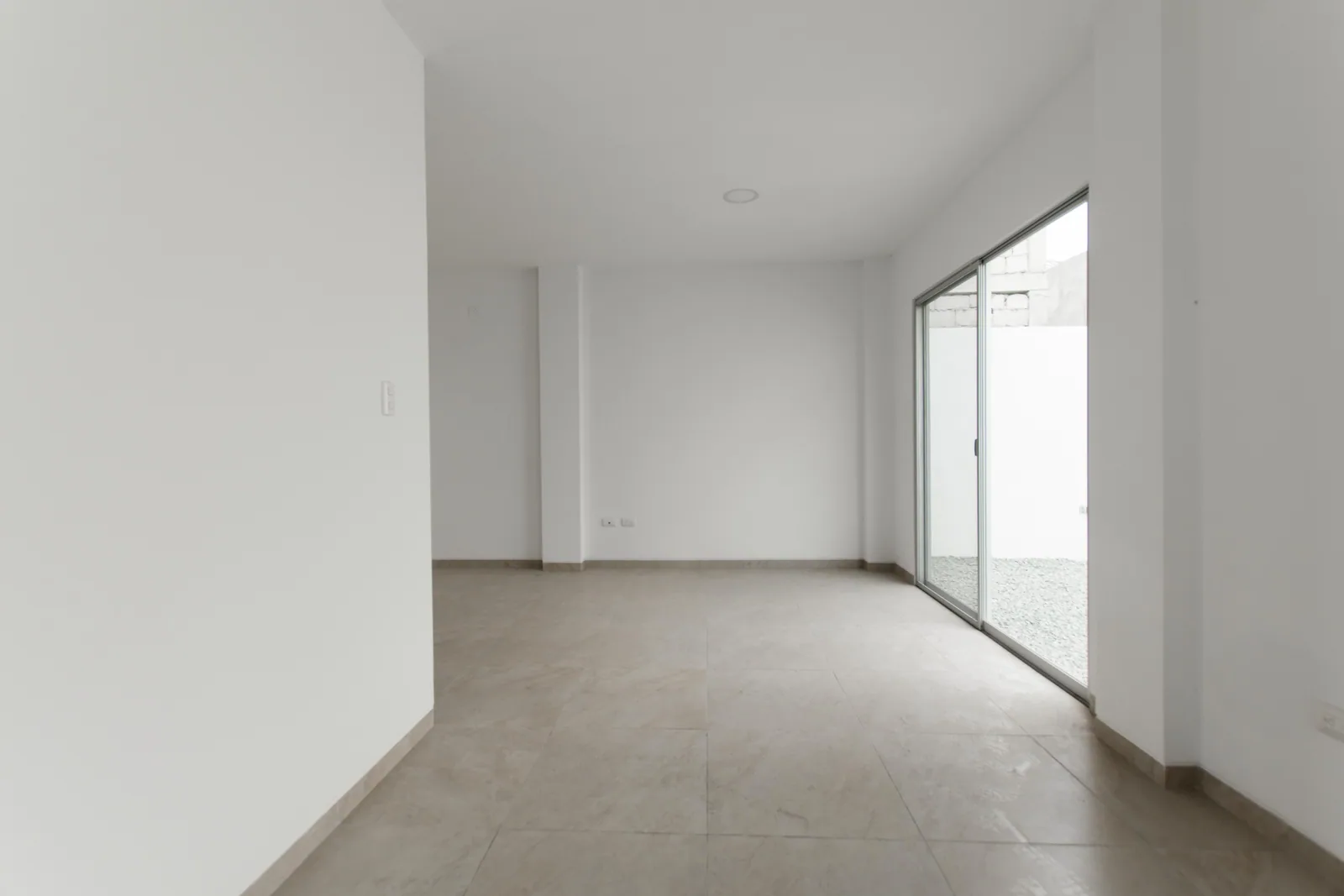 Casa en venta ubicada en la Urbanización Vistana 1000, Etapa Omega – Foto 4