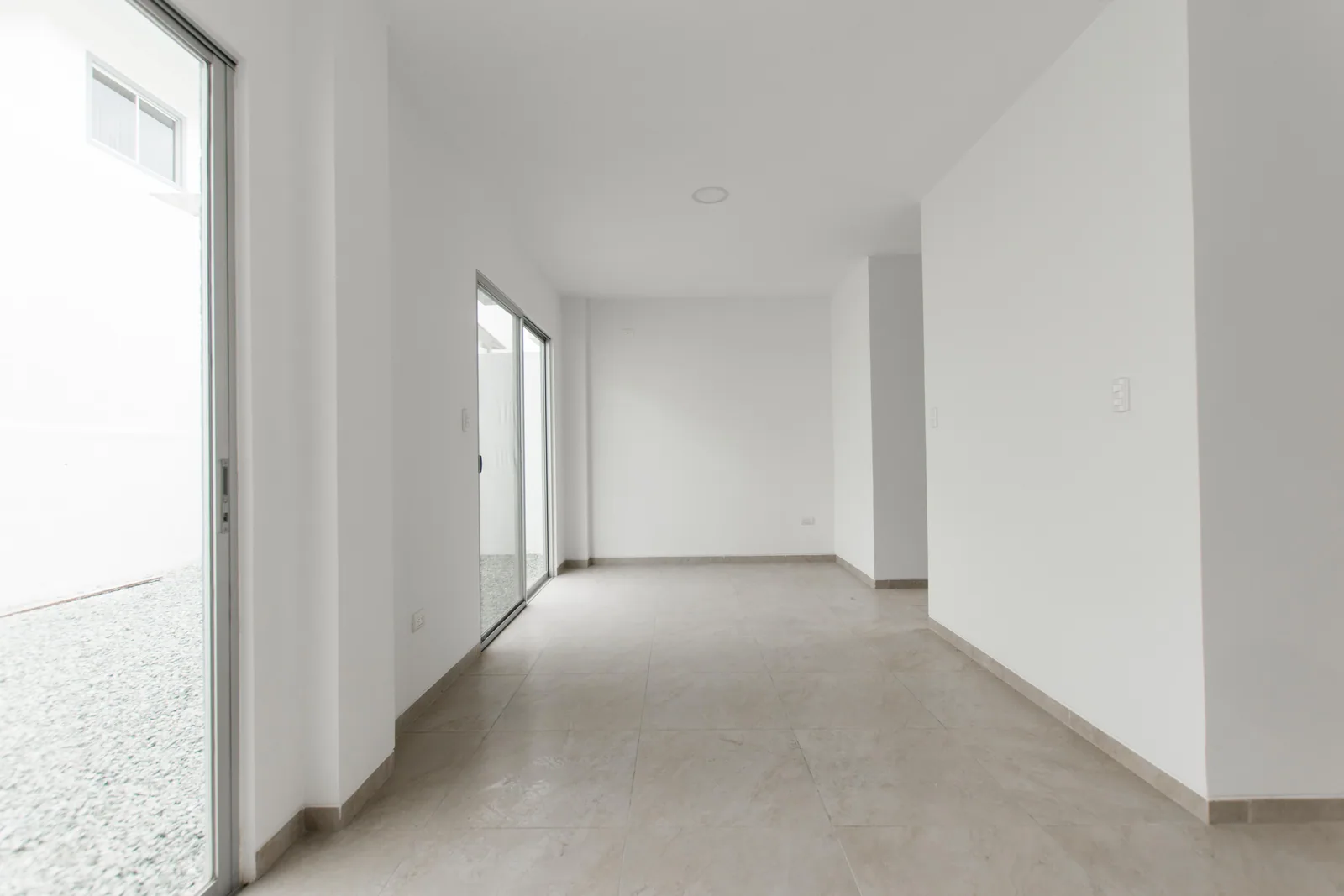Casa en venta ubicada en la Urbanización Vistana 1000, Etapa Omega – Foto 5