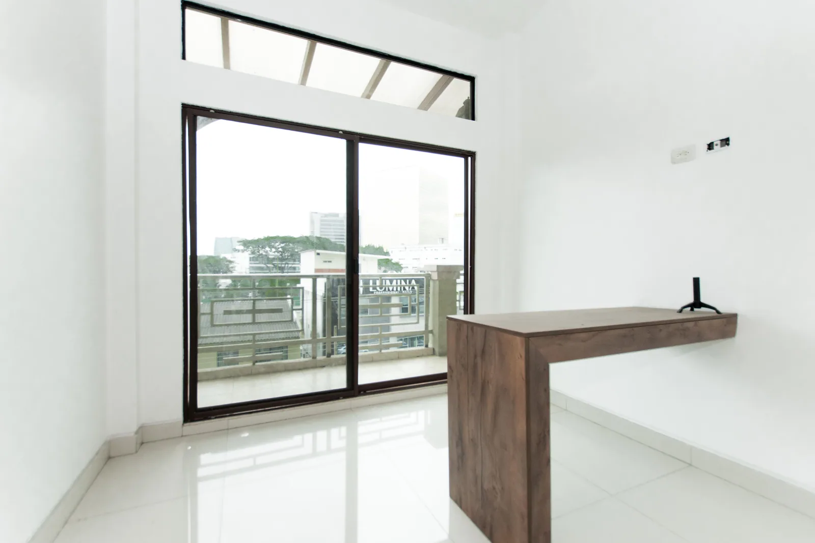 Moderno Penthouse de dos pisos en alquiler ubicado en Kennedy Norte – Foto 1