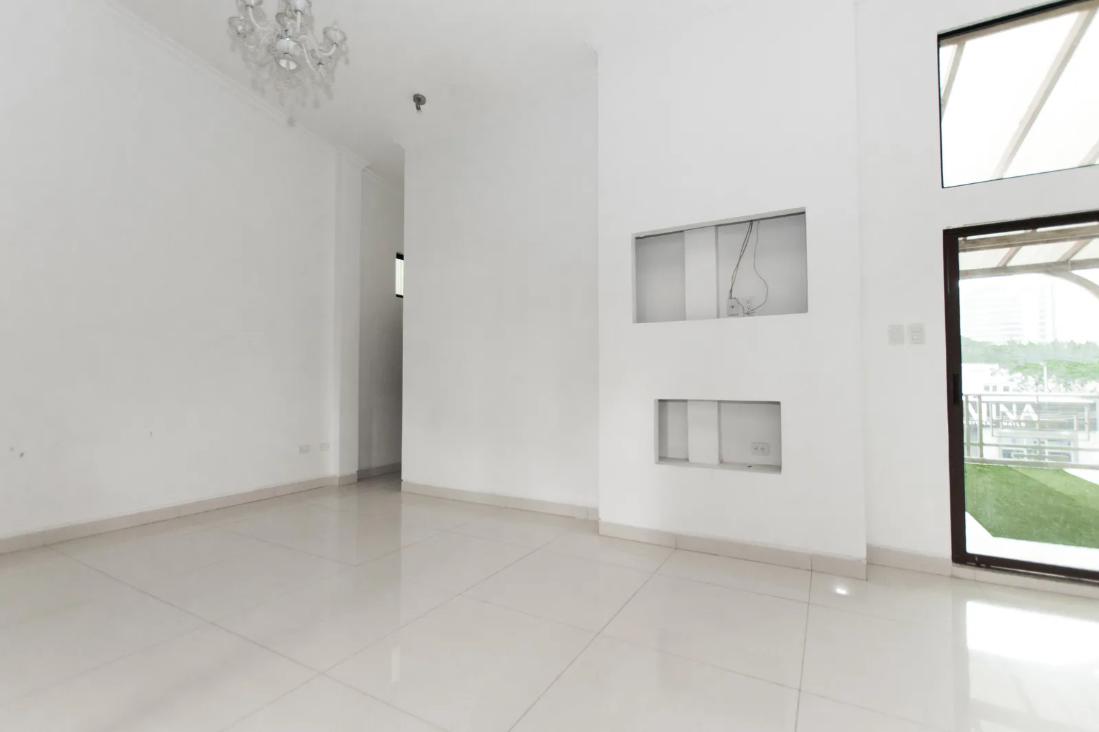 Moderno Penthouse de dos pisos en alquiler ubicado en Kennedy Norte – Foto 2