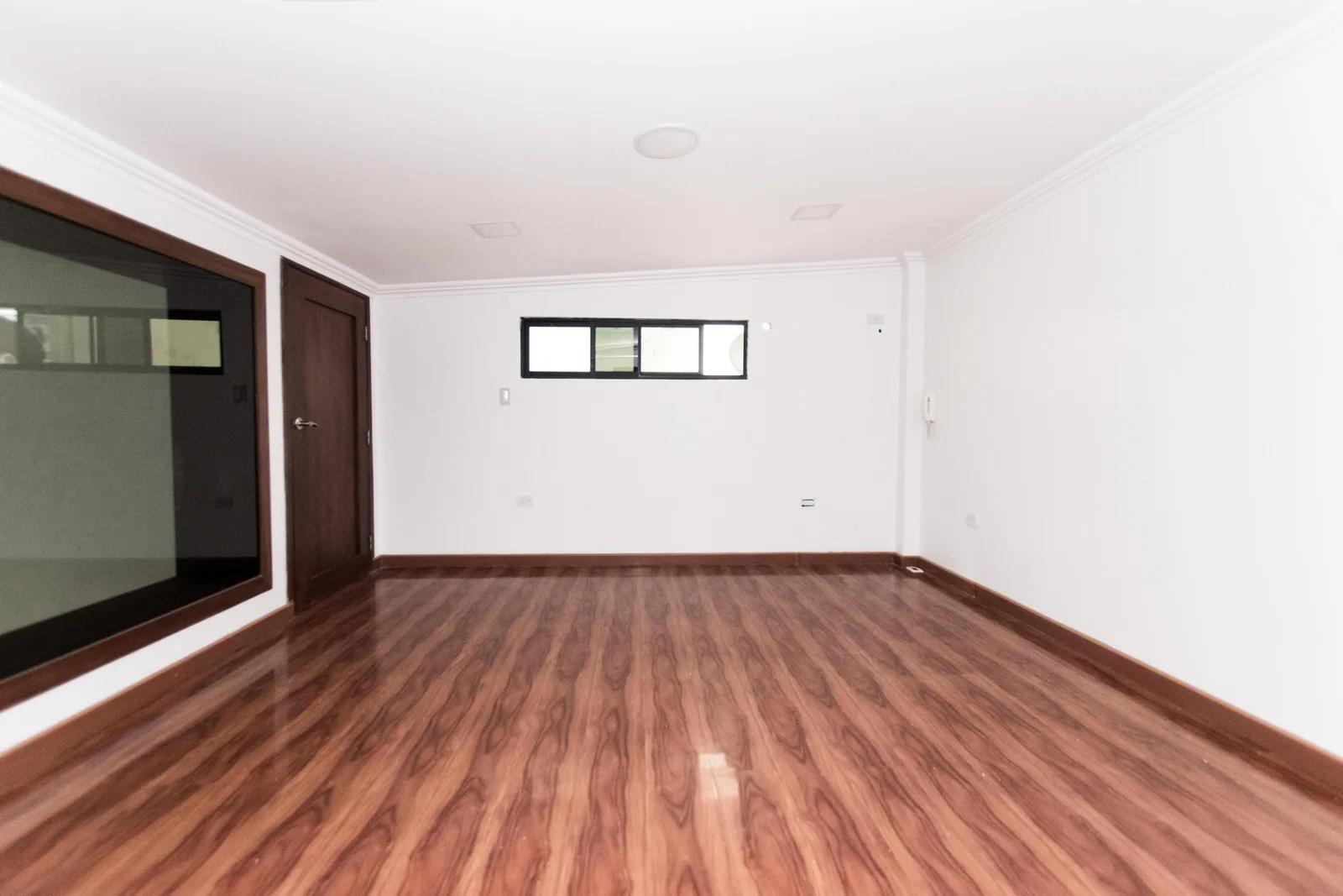 Moderno Penthouse de dos pisos en alquiler ubicado en Kennedy Norte – Foto 5