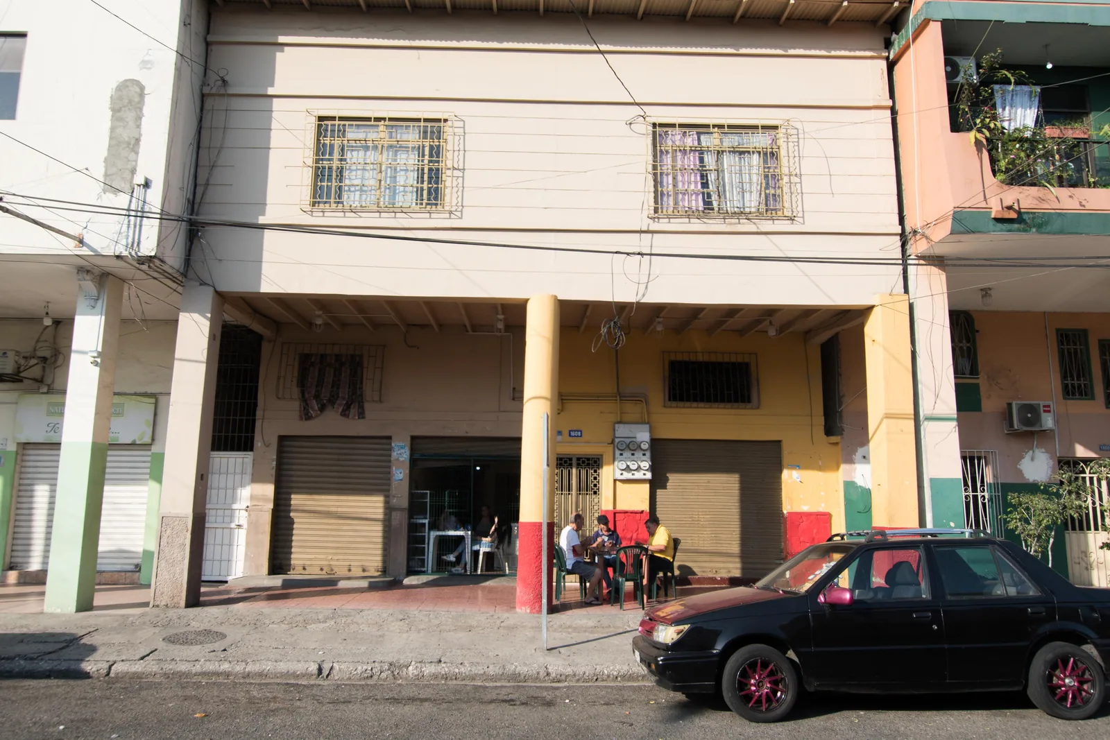 Local Comercial en venta ubicado en Argentina y Av. del Ejercito – Foto 1