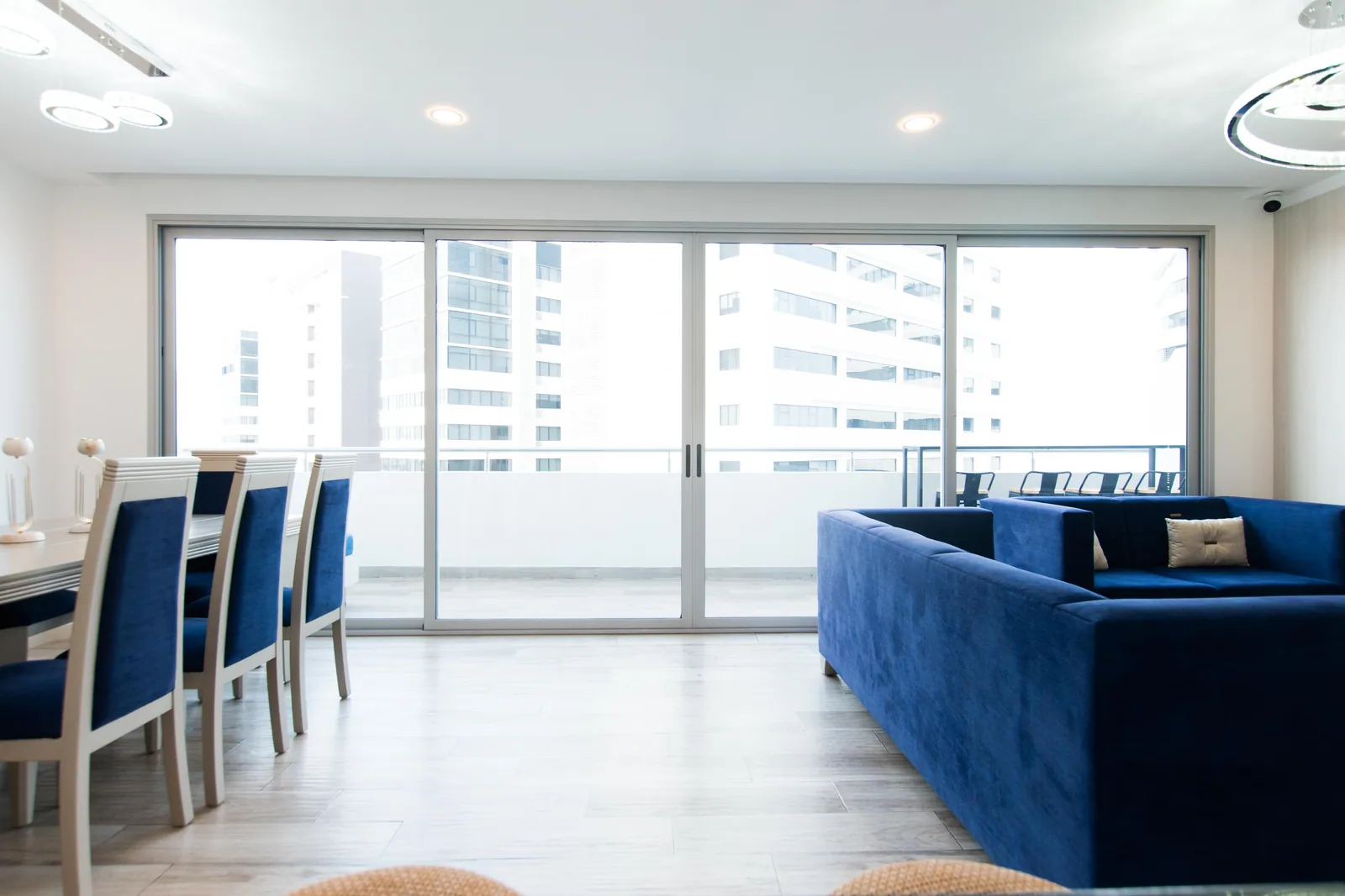 Espectacular departamento de dos pisos en venta ubicado en el Edificio Santana Lofts – Foto 4