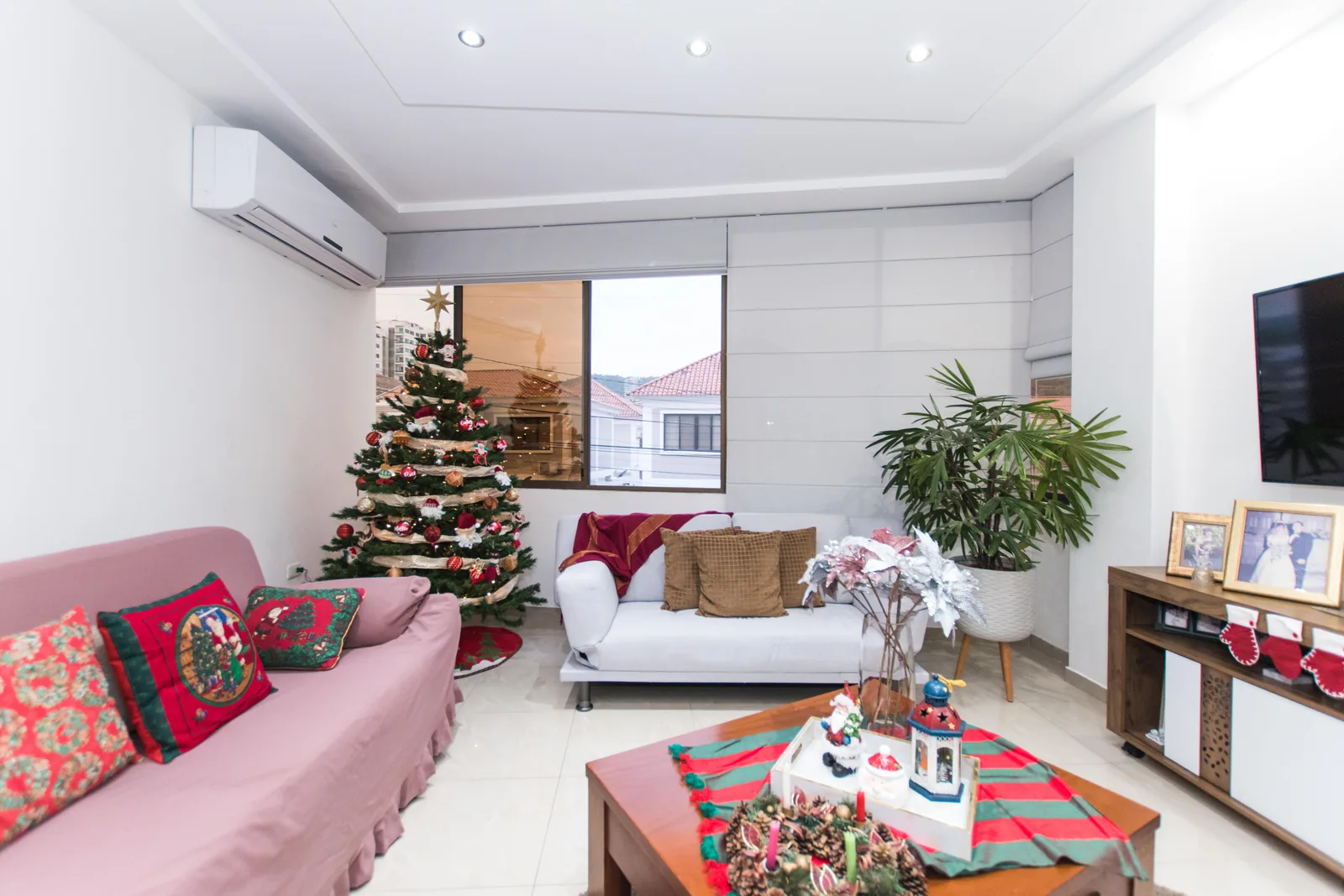 Departamento en venta ubicado en la Urbanización Puerto Azul, Vía a la Costa 