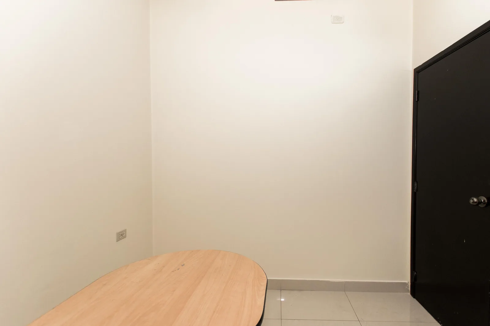 Oficina en venta ubicada en el Edificio Jaactower, Brisas del Río, Norte de Guayaquil – Foto 3