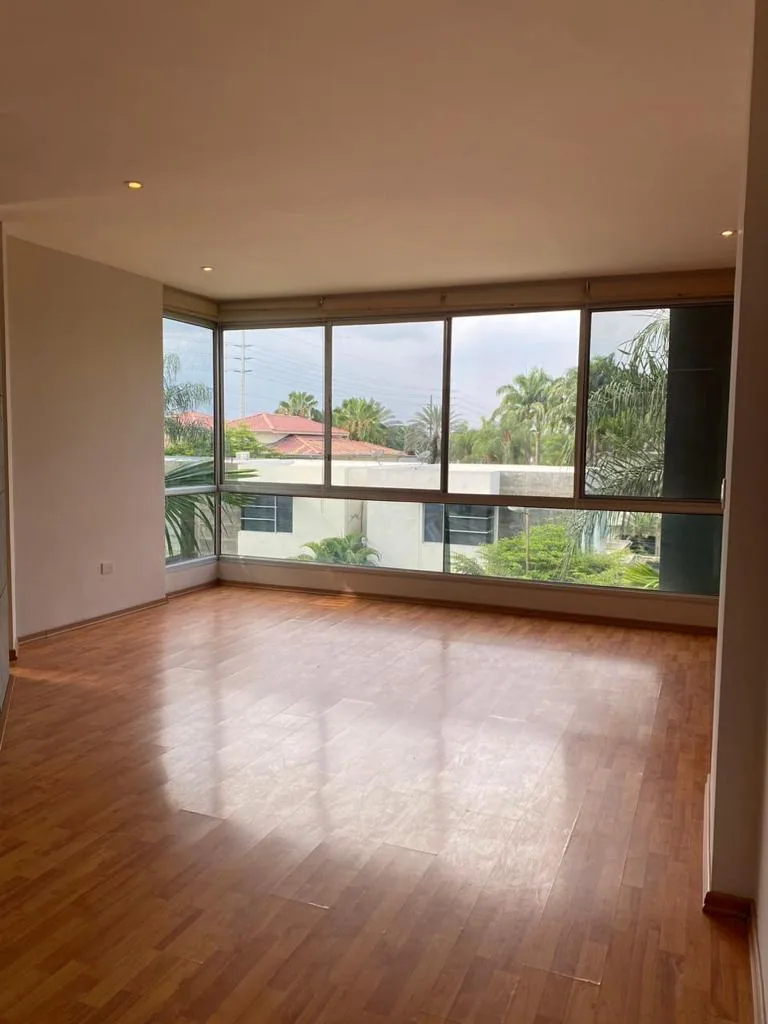 Departamento en alquiler ubicado en Av. Samborondón – Foto 2