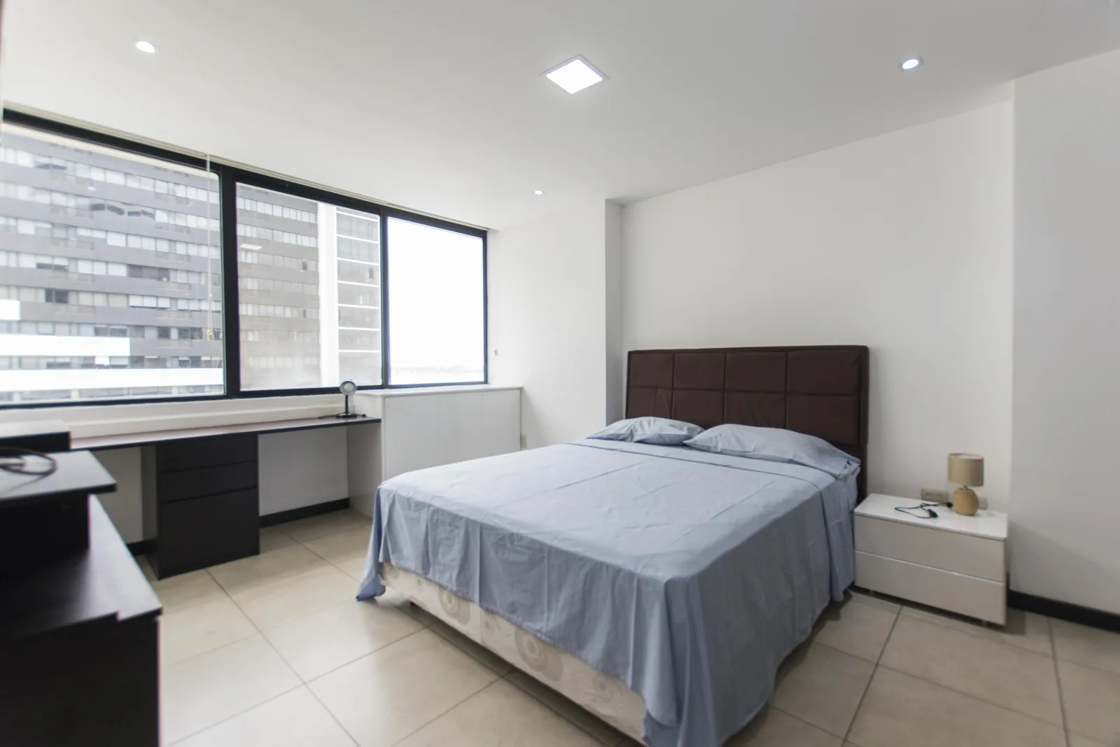 Suite amoblada en venta ubicada en Torre Bellini I, Puerto Santa Ana – Foto 5