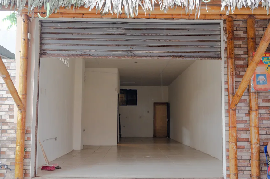 Local comercial en alquiler ubicado en Montañita, Santa Elena – Foto 1