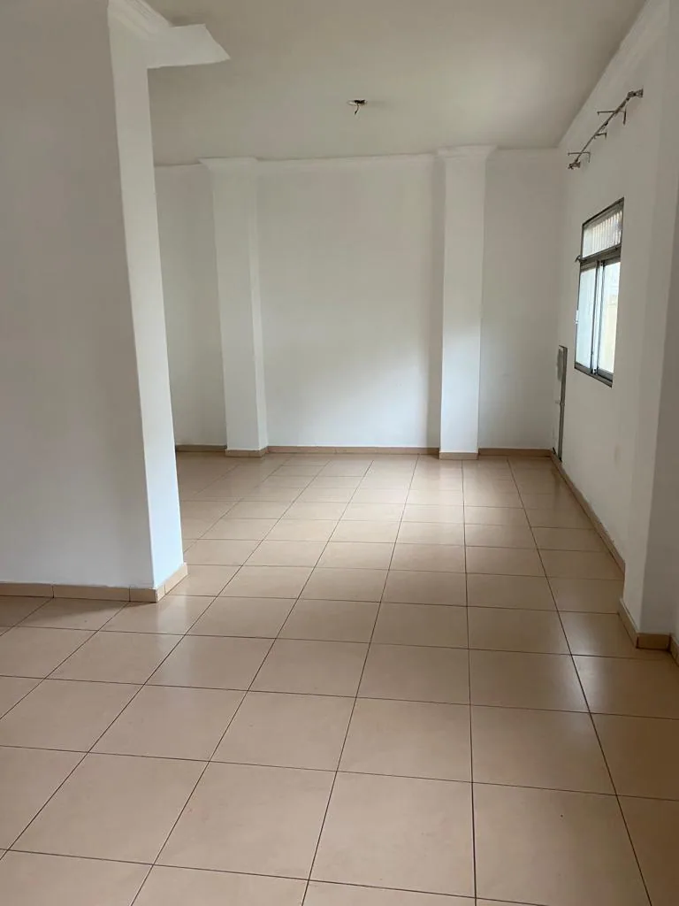 Casa en venta ubicada en el Barrio Orellana, Centro de Guayaquil