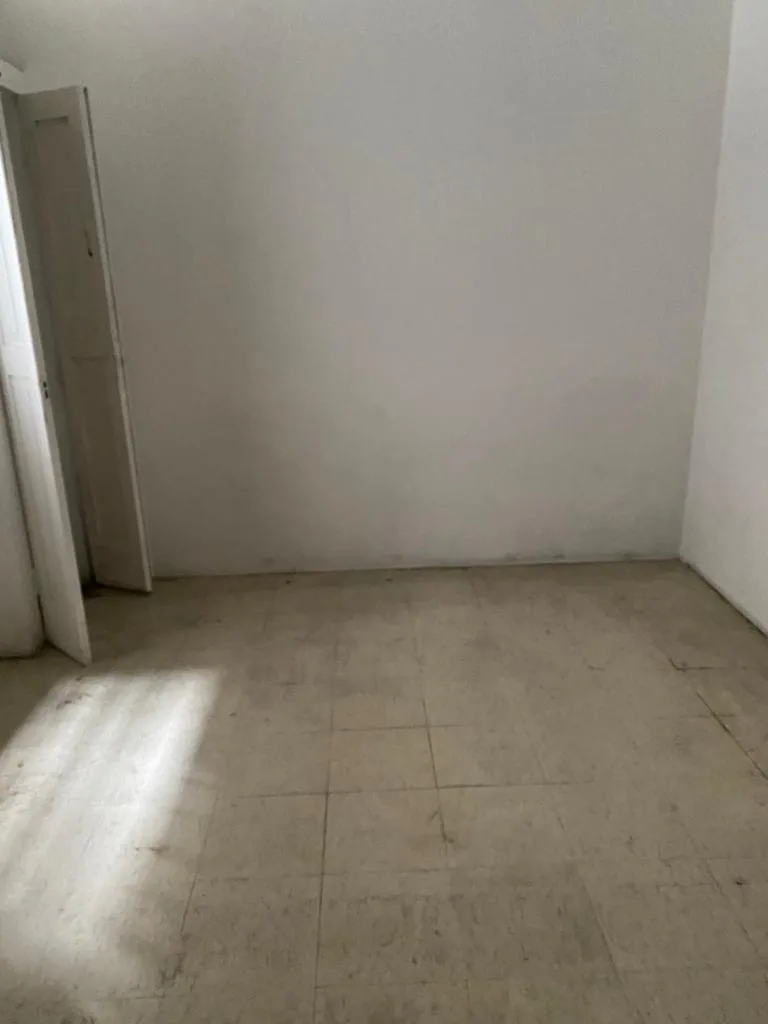 Casa en venta ubicada en el Barrio Orellana, Centro de Guayaquil – Foto 4