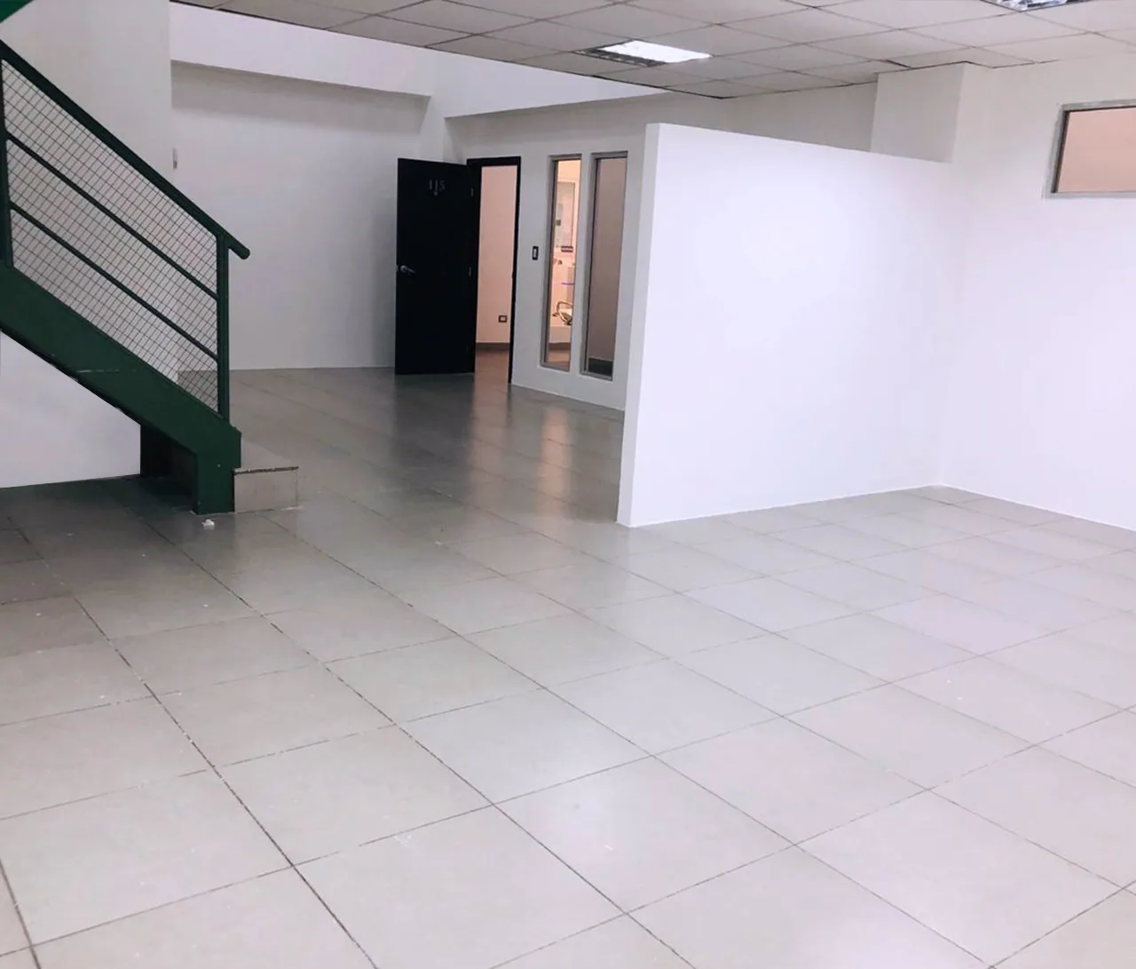 Oficina en venta ubicada en Global Center, km 5.5 vía a Samborondón – Foto 3