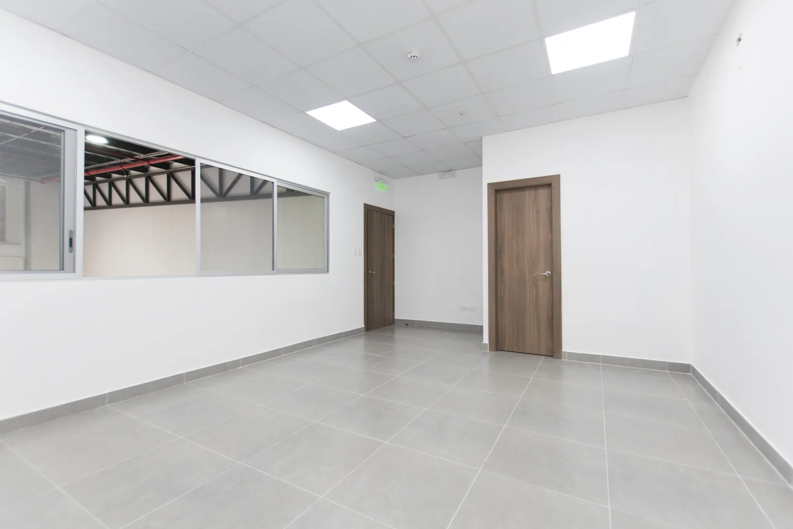 Bodega en alquiler ubicada en Centro de Operaciones ALMAX 3, Vía Samborondón – Foto 1