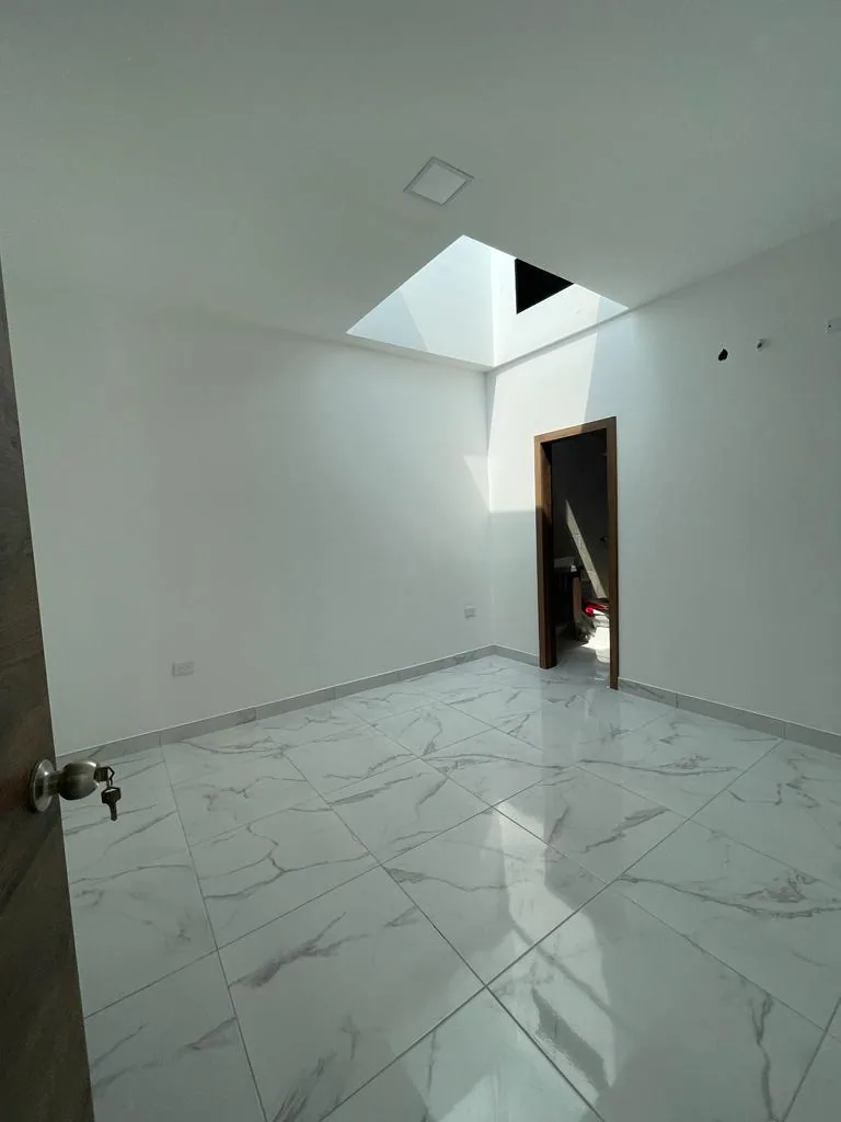 Casa en venta ubicada en al Urbanización Santa Cecilia, Ceibos – Foto 5