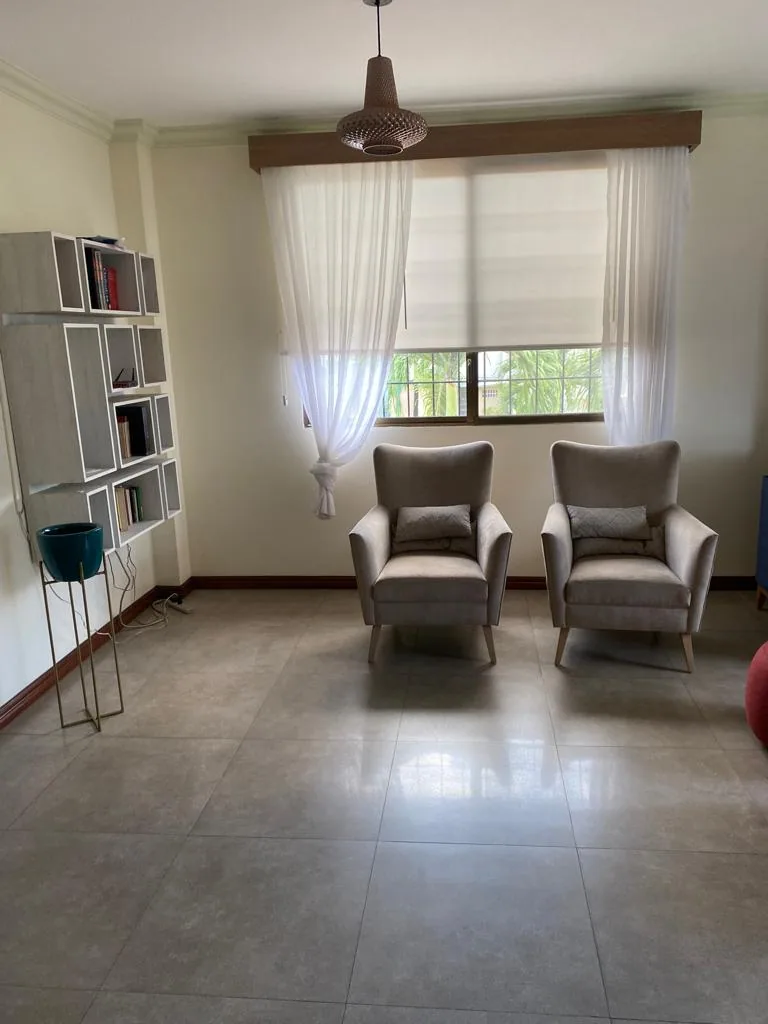 Casa en alquiler ubicada en la Ciudadela Oasis, Ceibos  – Foto 2
