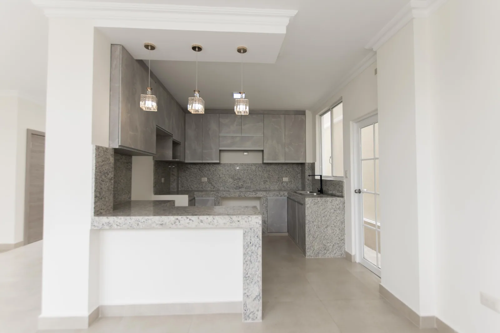 Proyecto de casa en venta ubicado en Urbanización San Antonio, Modelo Genevieve – Foto 4