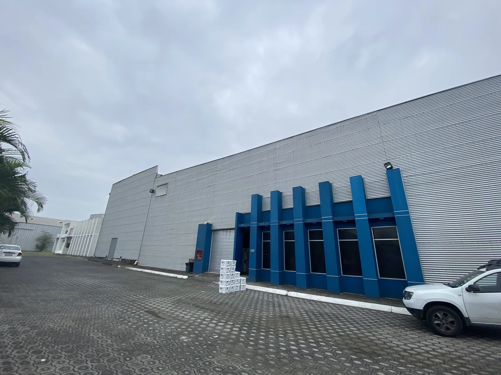Galpón, bodega, propiedad comercial en venta ubicado al Sur de Guayaquil – Foto 1