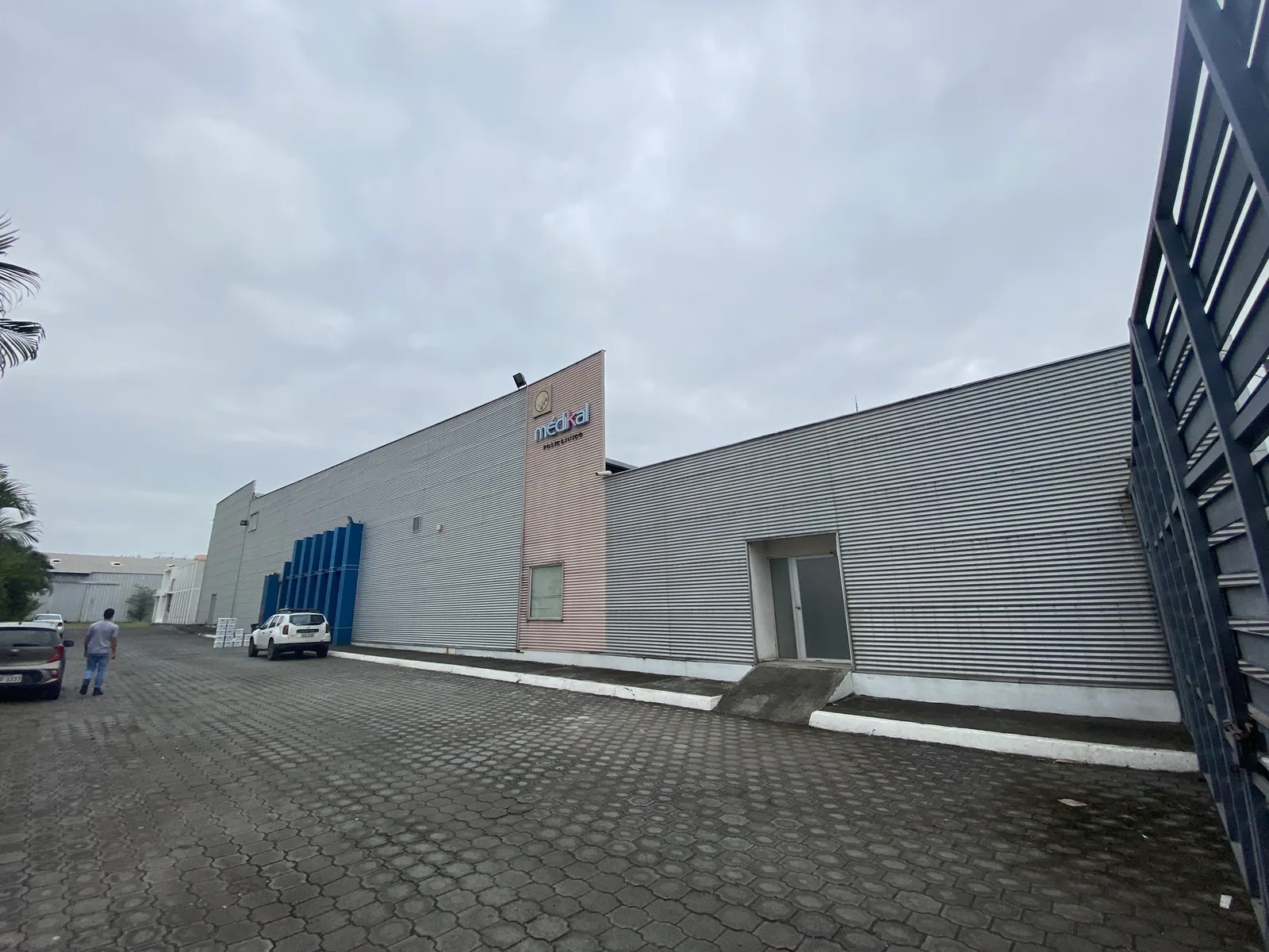 Galpón, bodega, propiedad comercial en venta ubicado al Sur de Guayaquil – Foto 2
