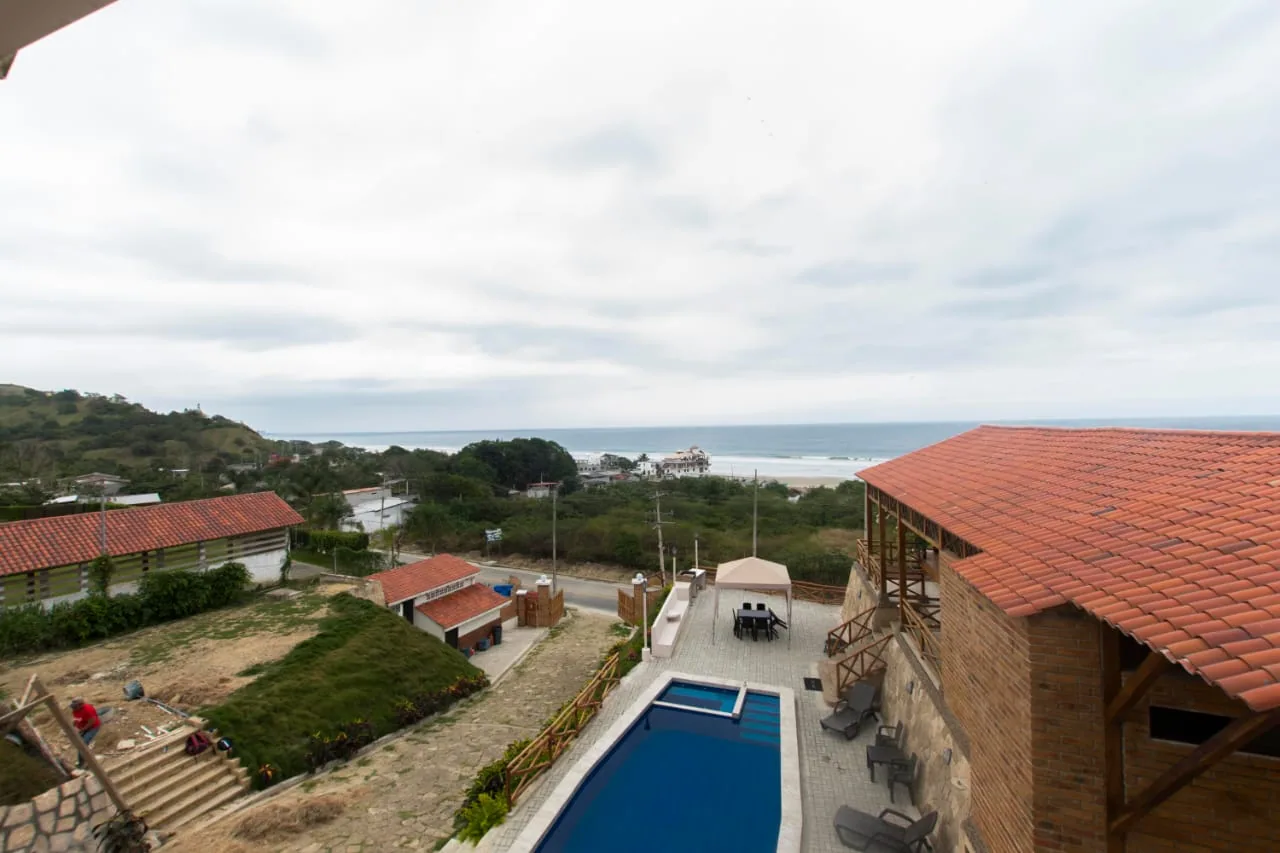 Casa frente al mar en venta ubicada en Las Nuñez, Península de Santa Elena – Foto 2