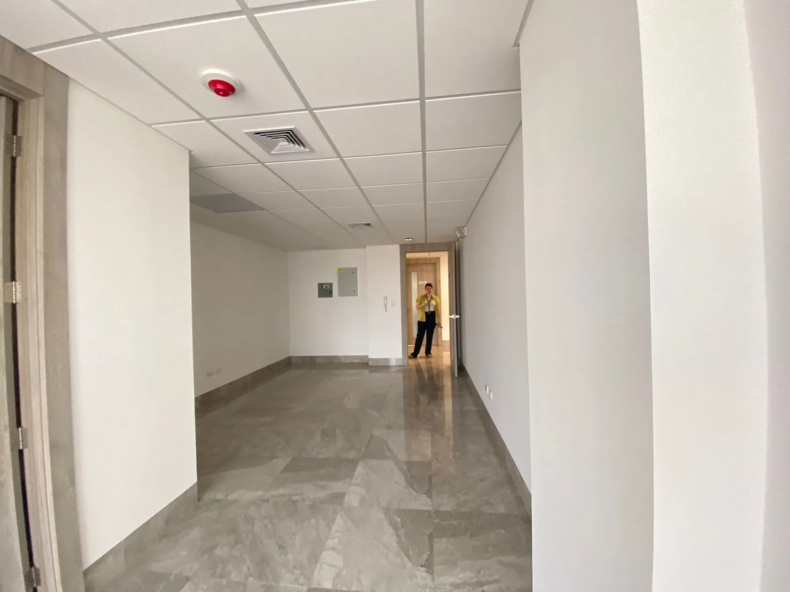 Oficinas en alquiler en Edificio Platinum Business Center – Foto 2