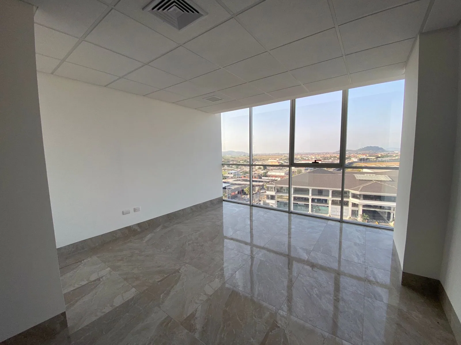 Oficina en venta en Edificio Platinum Business Center – Foto 4