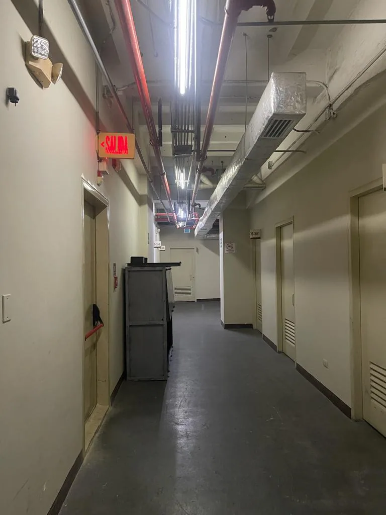 Bodega en alquiler ubicada en el Trade Building, Sector de Mall de Sol – Foto 5