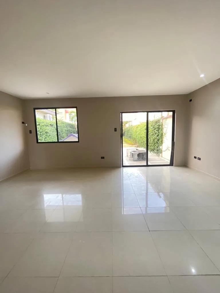 Casa en alquiler ubicada en la Urbanización Portofino, Vía a la Costa – Foto 3