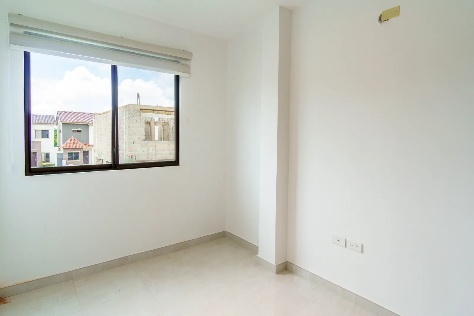 Casa de estreno en venta ubicado en Urbanización Costalmar II, Vía a la Costa – Foto 4