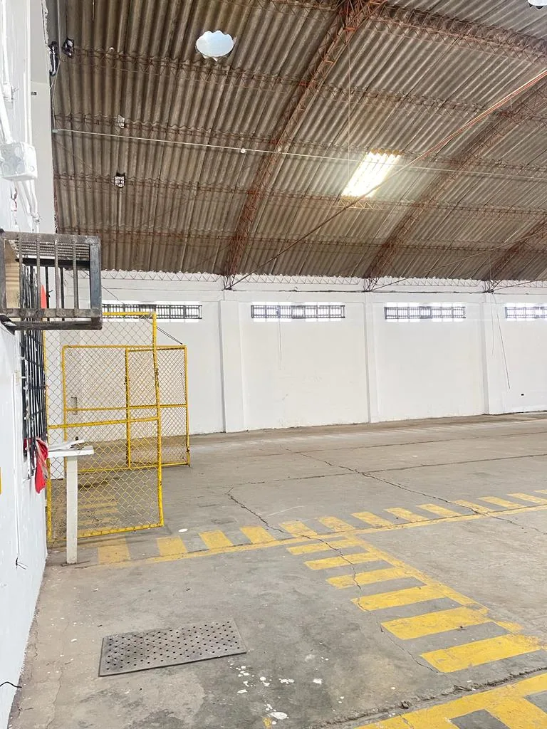 Galpón industrial comercial en venta ubicado en Mapasingue Este – Foto 4